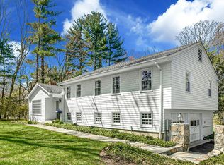 55 Parish Rd, New Canaan, CT 06840