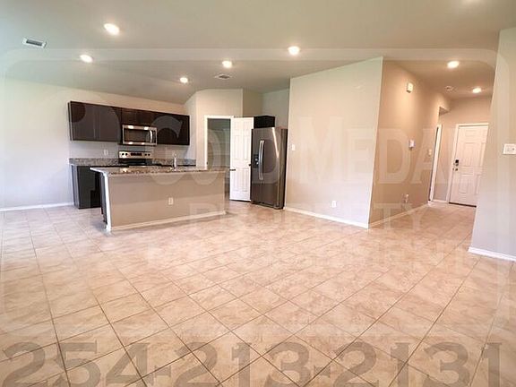 5th image of 5004 Karen Green Dr