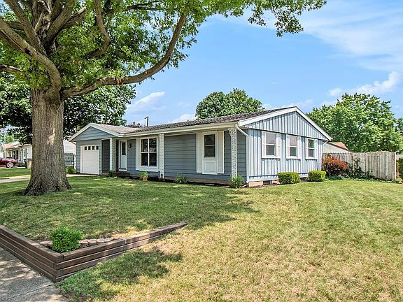 3rd image of 3708 Greenmont Dr
