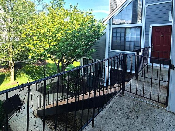 5th image of 7013 Birkenhead Pl #D