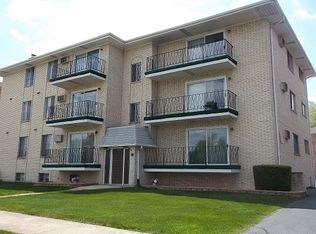 6125 W 103rd St #1, Chicago Ridge, IL 60415