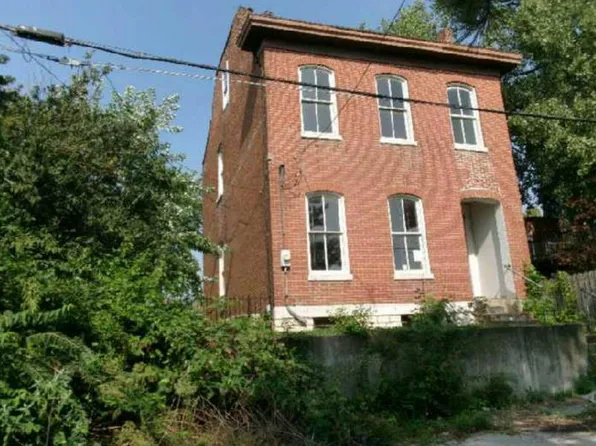4244 Iowa Ave, Saint Louis, MO 63111