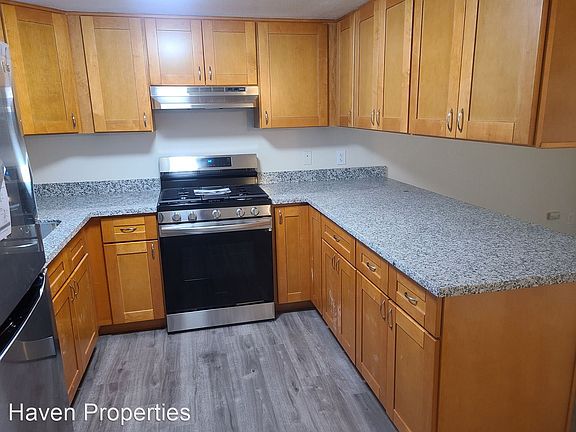 2nd image of 209 Sharon Way APT 2