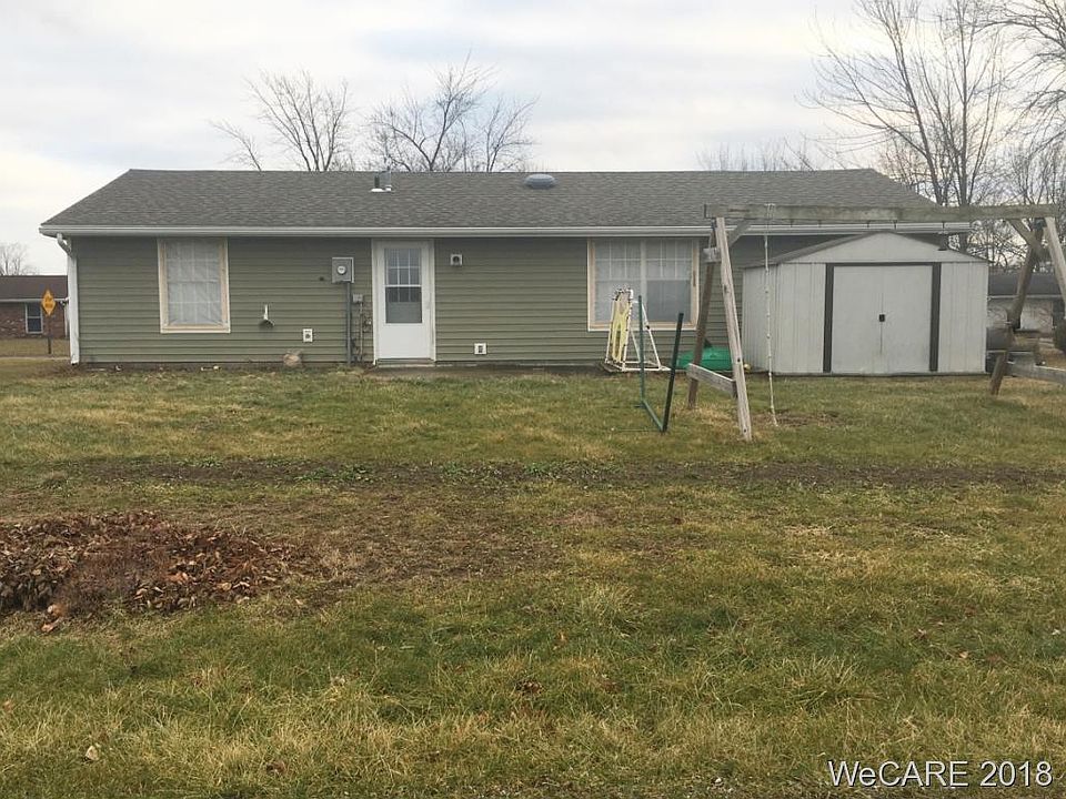 2nd image of 808 Magnolia Dr