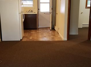 35 Gadoury Ave APT 14, Coventry, RI 02816