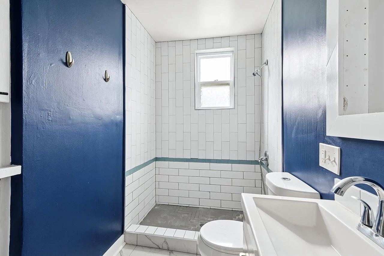 2 bed, 1500 sqft, $1,500 — Photo 4