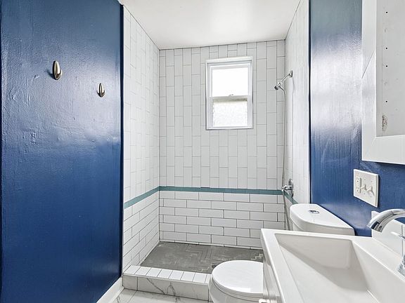 4th image of 1820 Toledano St APT A