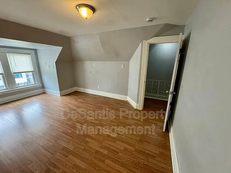 1810 Brownsville Rd #2 — Photo 56
