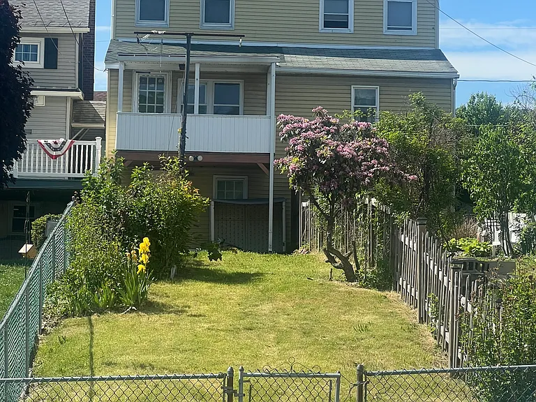 240 W Ridge St #1 — Photo 19