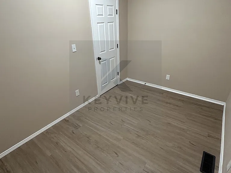 Secondary Bedroom