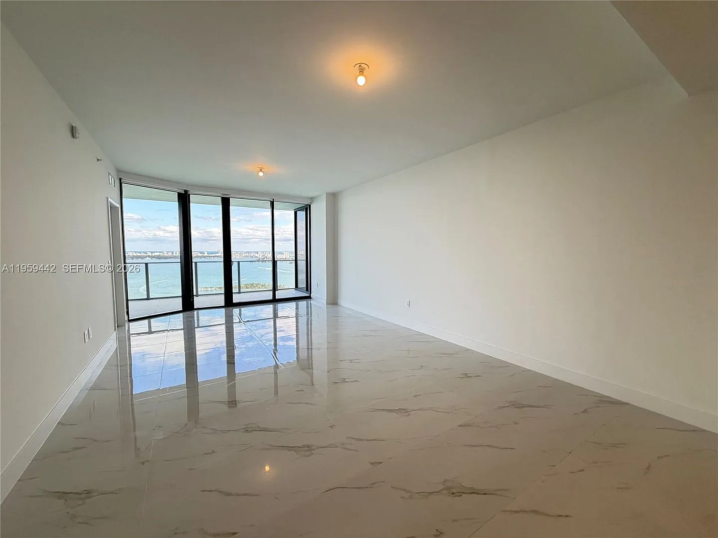 700 24 3503, Miami, FL 33137 — Photo 3