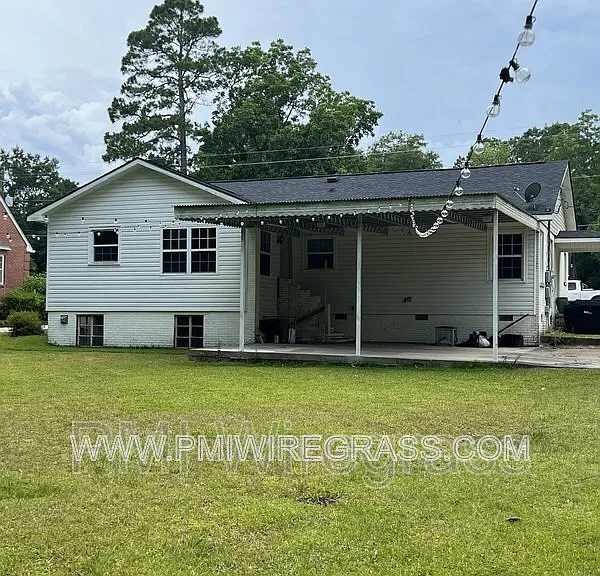 106 Highland Dr — Photo 2