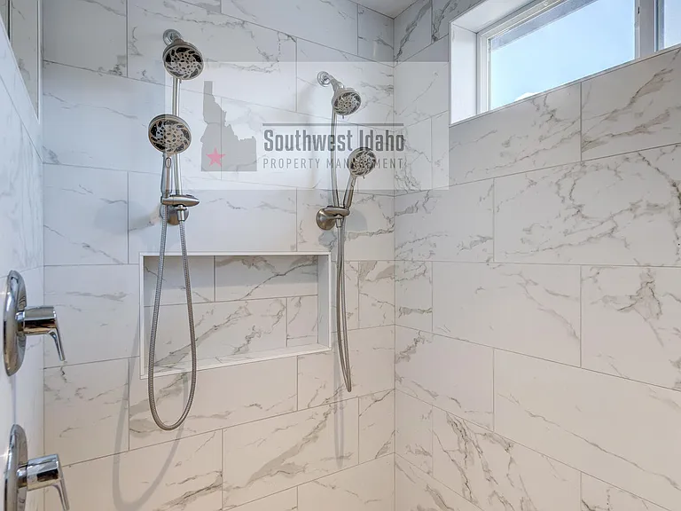 476 W Buroak Dr — Photo 32