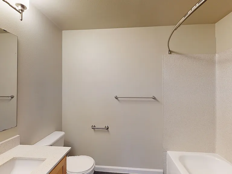 The Hawthorne Apartments — Photo 51