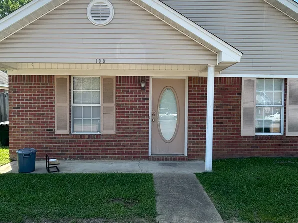 108 Creekwood Dr, Oxford, MS 38655