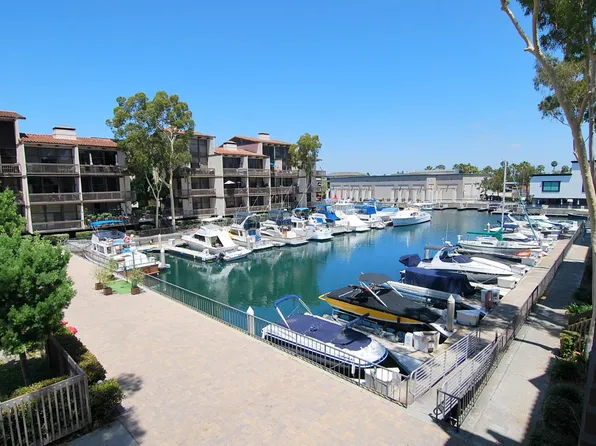 6115 Marina Pacifica Dr N, Long Beach, CA 90803