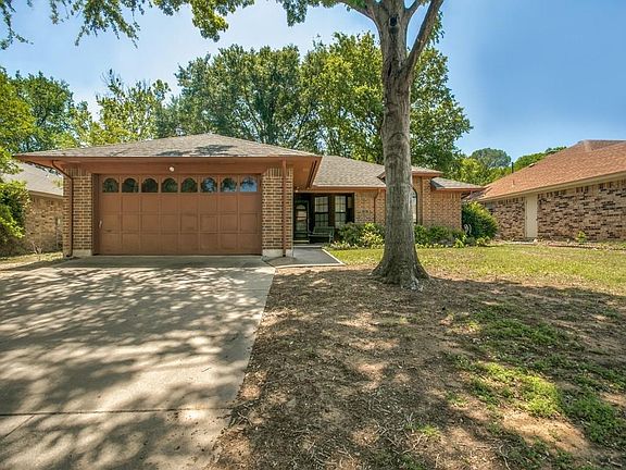 2nd image of 518 Baylor Dr