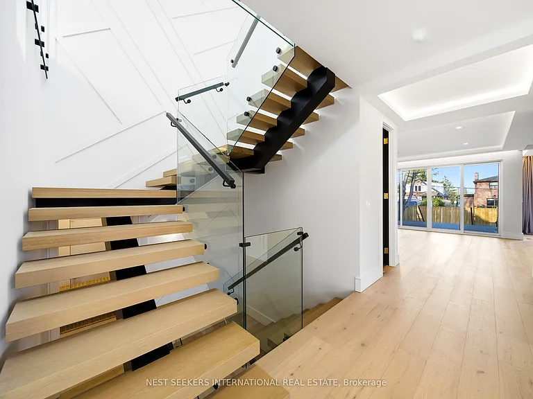 27 Inverleigh Dr — Photo 16