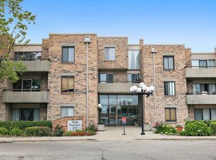 1926 Prairie Sq APT 210B, Schaumburg, IL 60173