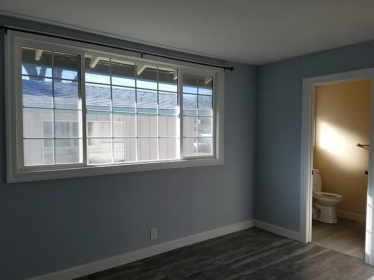 3144 Ida Dr — Photo 9