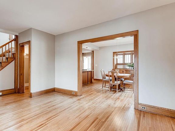 5th image of 4941 Vincent Ave S