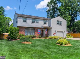 4 Birch Grove Ln, Turnersville, NJ 08012