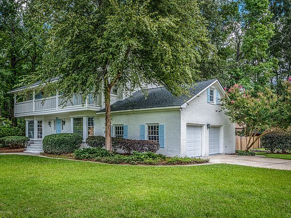 2nd image of 407 Fairington Dr