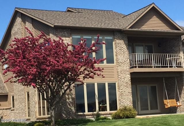 1st image of 215 S Lakeshore Dr Unit 15