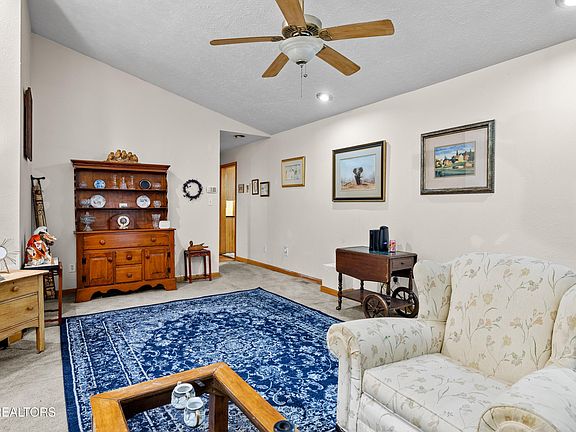 5th image of 756 Blair Loop