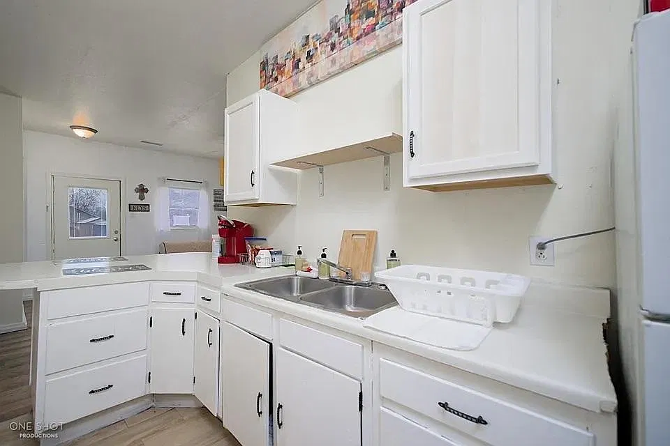 1 bed, 785 sqft, $950 — Photo 4