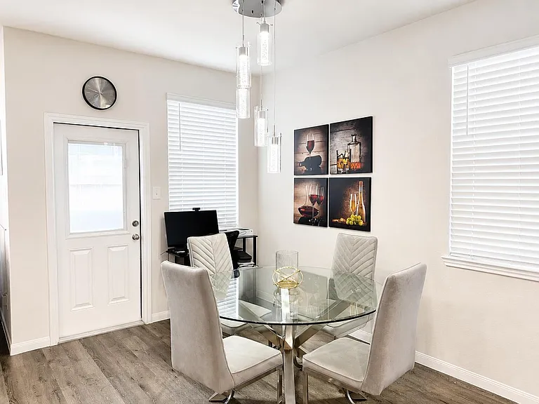 3910 Deledda Dr — Photo 6