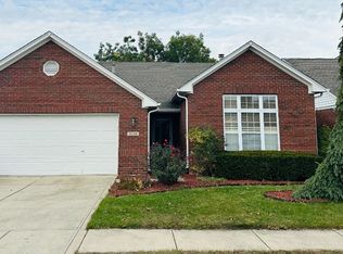 8342 Watertown Dr, Indianapolis, IN 46216