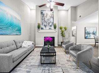 218 N Beacon St APT 108, Dallas, TX 75214
