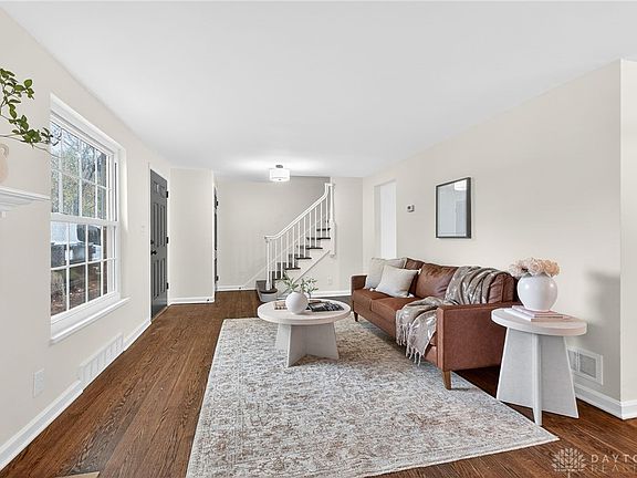 5th image of 3102 Lenox Dr