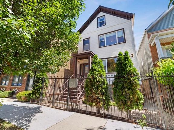 2nd image of 2529 N Ashland Ave #2