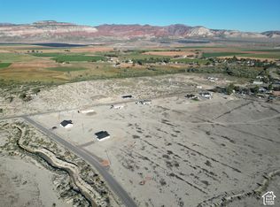 75 E 800 S, Sigurd, UT 84657