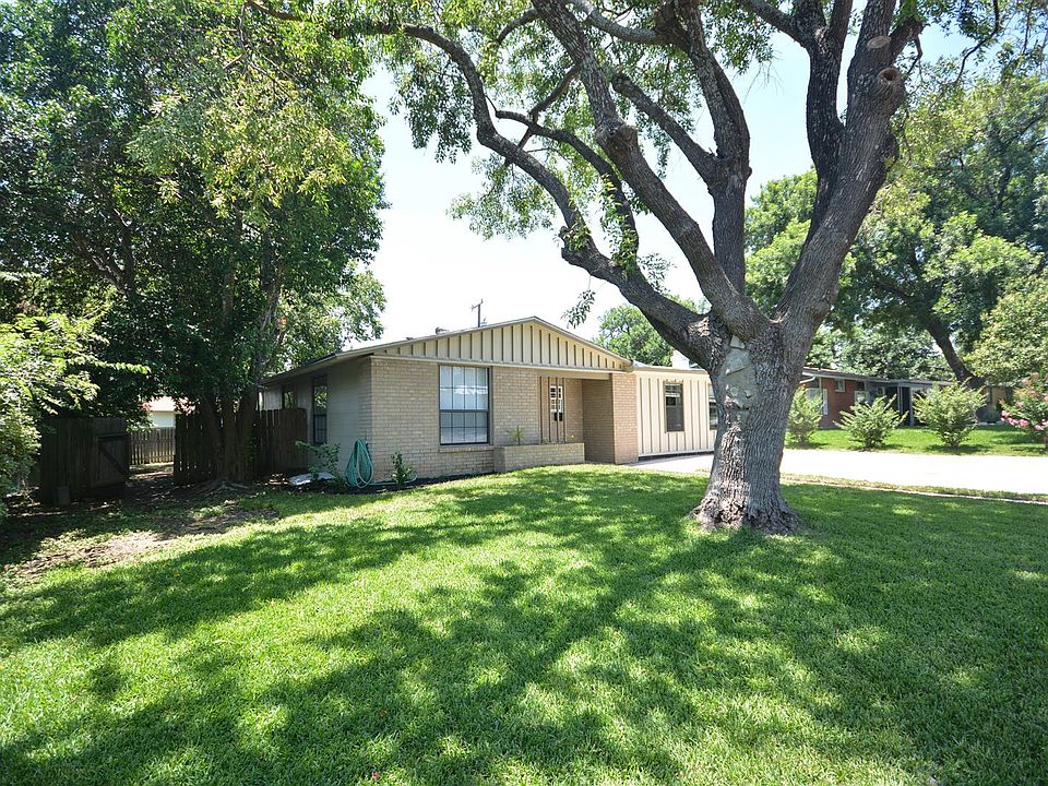 1st image of 414 Senova Dr