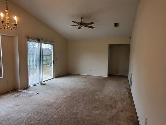 5th image of 6458 Sierra Dr