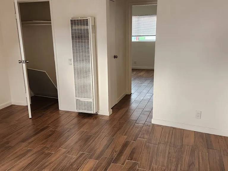 1730 Alcatraz Ave #6 — Photo 4