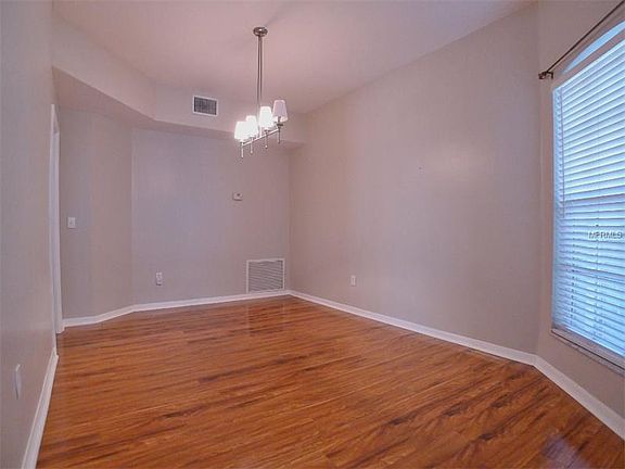 5th image of 4646 Balsam Dr
