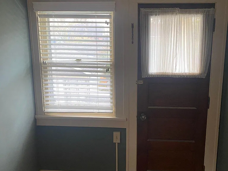 17803 Lakewood Heights Blvd — Photo 16