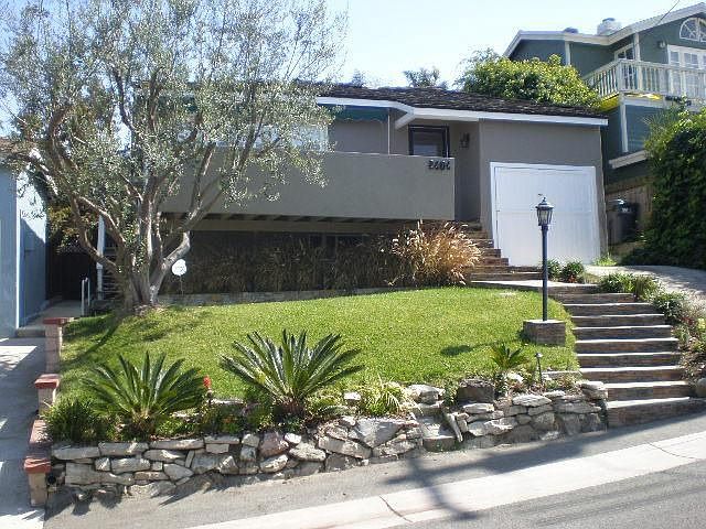 1st image of 2404 Elm Ave