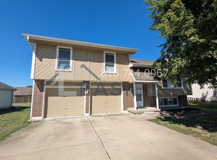 18936 S Ash St, Belton, MO 64012