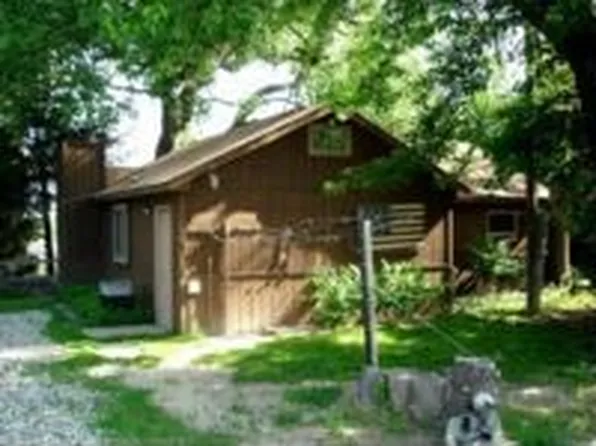 2140 2nd Ave, Boelus, NE 68820