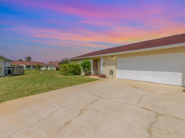 119 Christine Cir, Satellite Beach, FL 32937