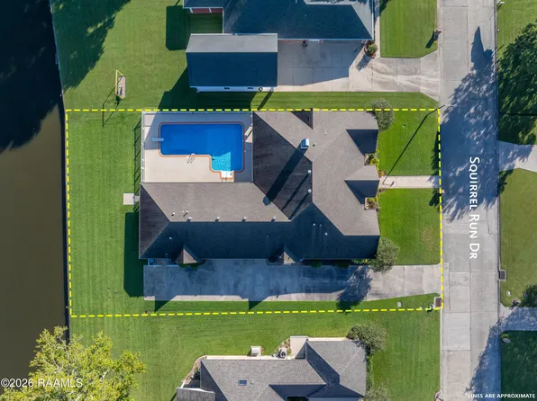 1815 Squirrel Run Dr, New Iberia, LA 70560