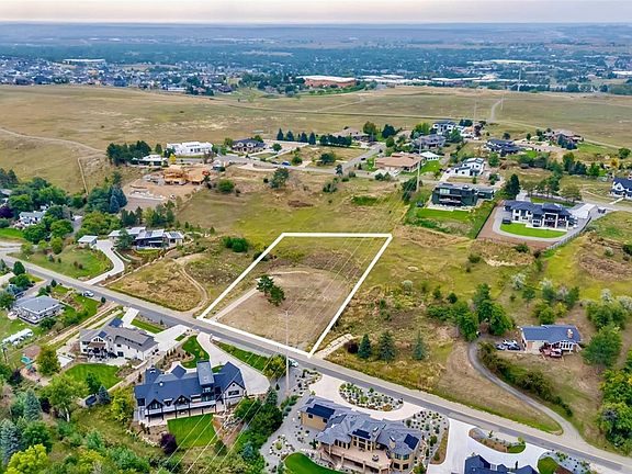 2nd image of 7474 Spring Drive