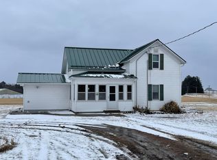 W9688 River Bank Rd, Clintonville, WI 54929