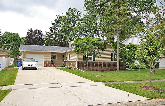 1430 S Birch Dr photo 1