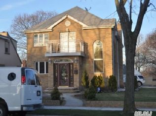 8273 251st St, Bellerose, NY 11426